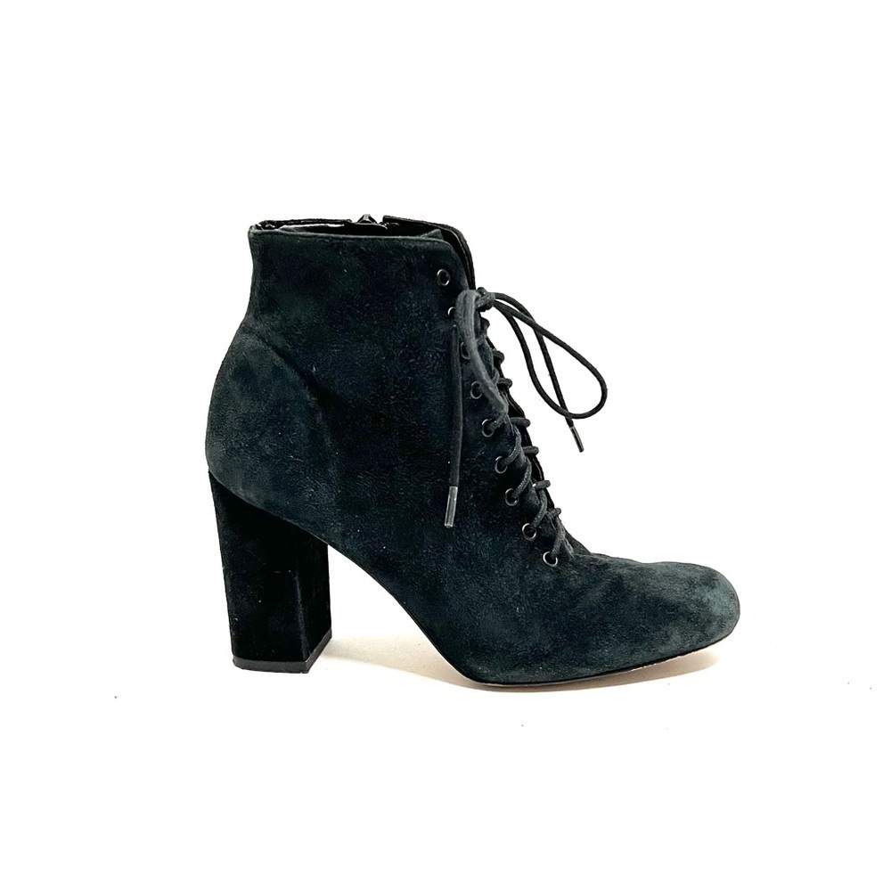 Vintage 1990s black suede witchy goth lace up heeled ankle boots